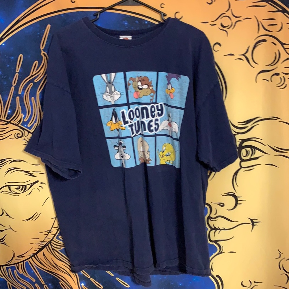 Old Looney Tunes T-shirt